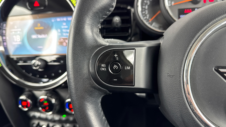 MINI Hatchback 1.5 Cooper Classic II 5dr Petrol Hatchback